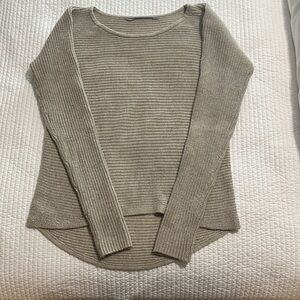 Athleta Women's tan Sweater
